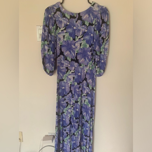 Gorgeous Mango Floral Dress - Picture 6 of 8